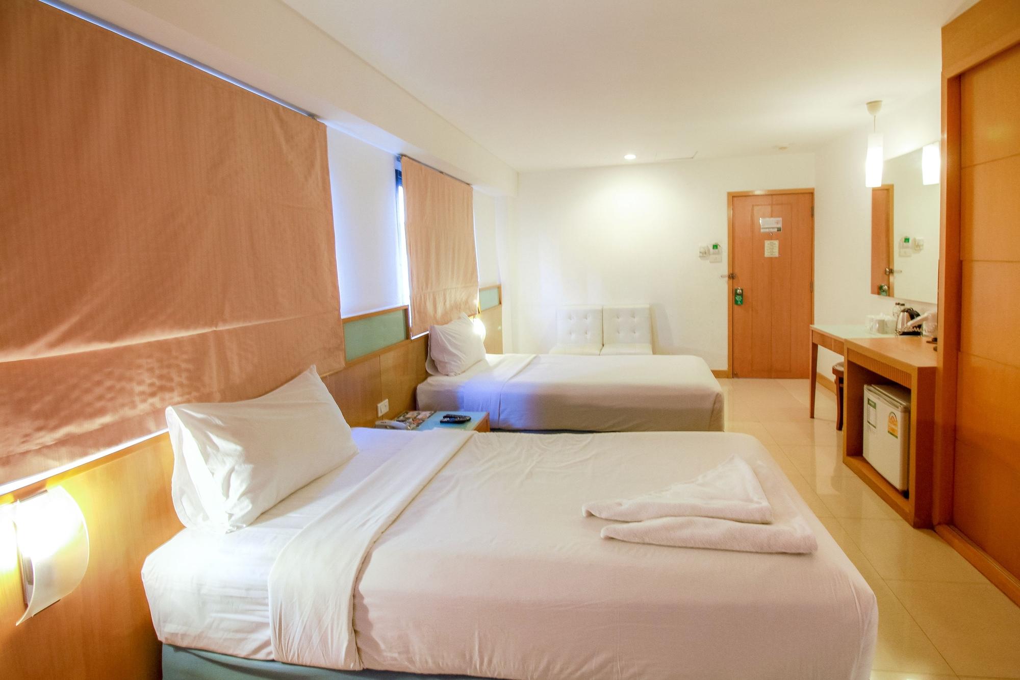 Ten Stars Hotel Bangkok Zewnętrze zdjęcie