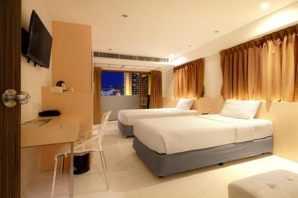Ten Stars Hotel Bangkok Zewnętrze zdjęcie