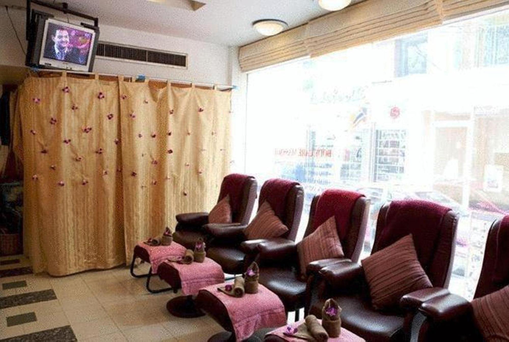 Ten Stars Hotel Bangkok Zewnętrze zdjęcie