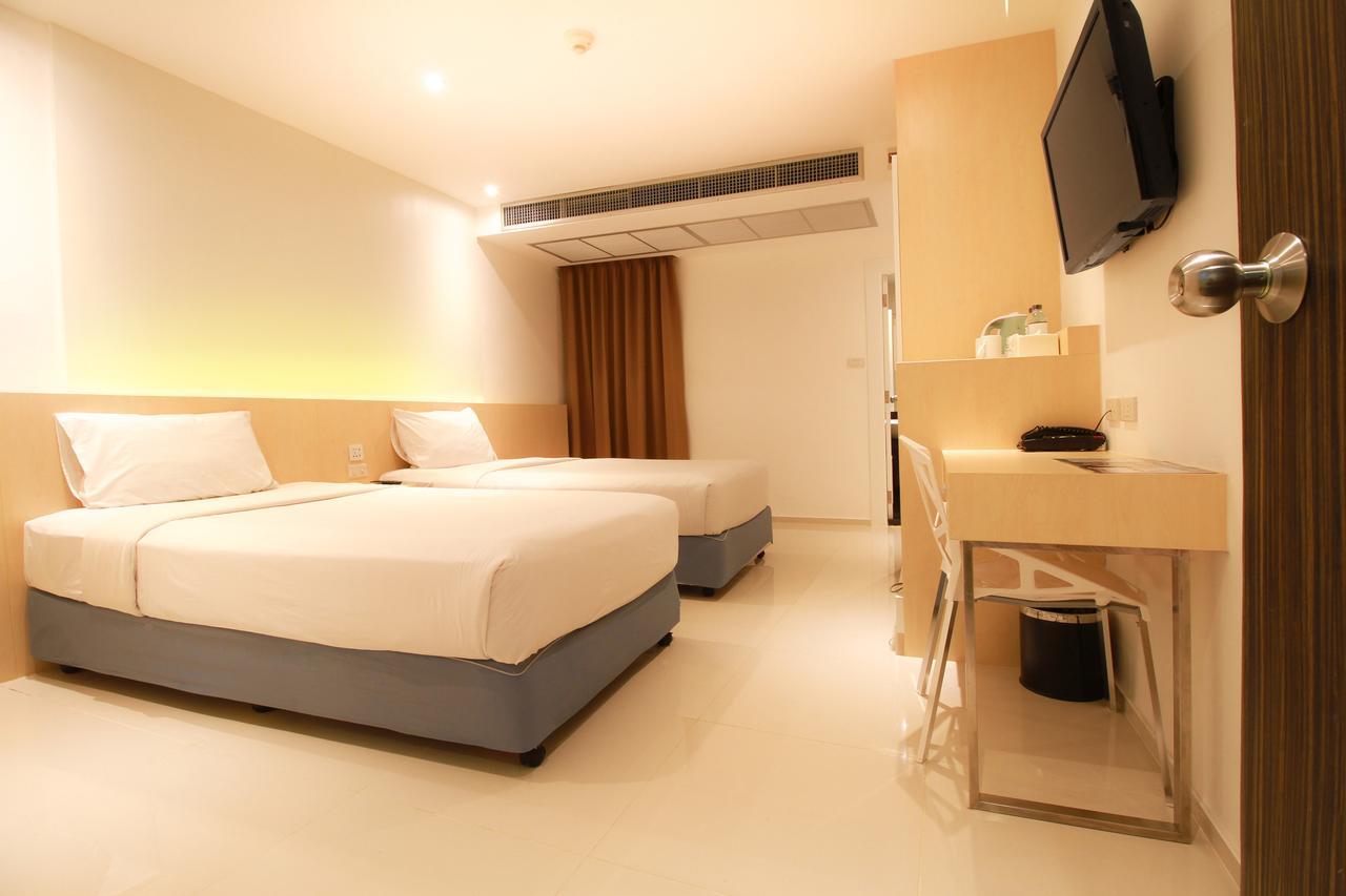 Ten Stars Hotel Bangkok Zewnętrze zdjęcie