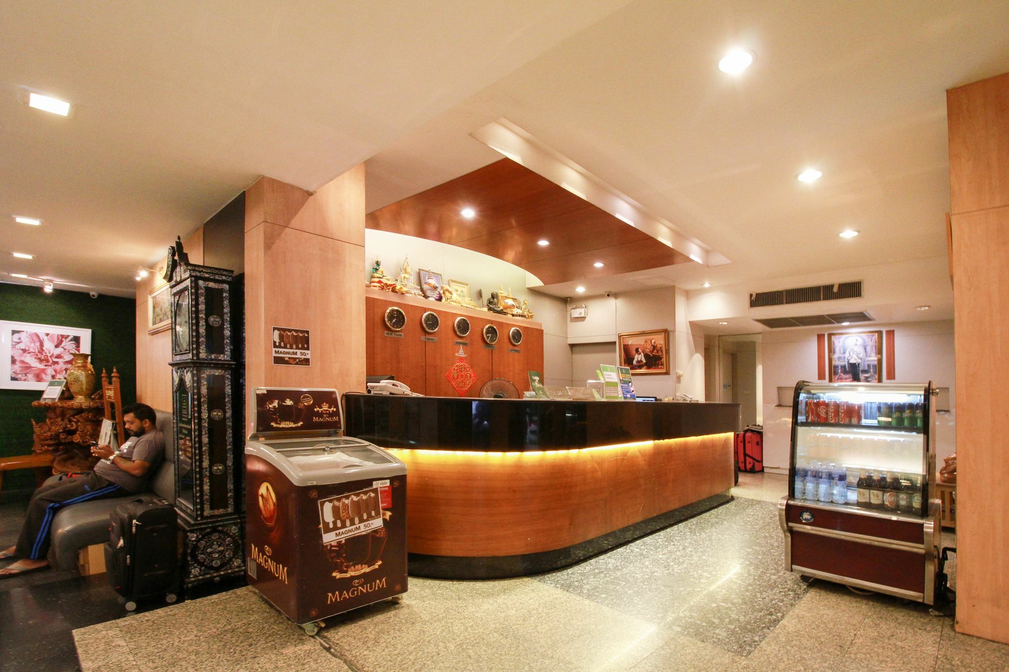 Ten Stars Hotel Bangkok Zewnętrze zdjęcie